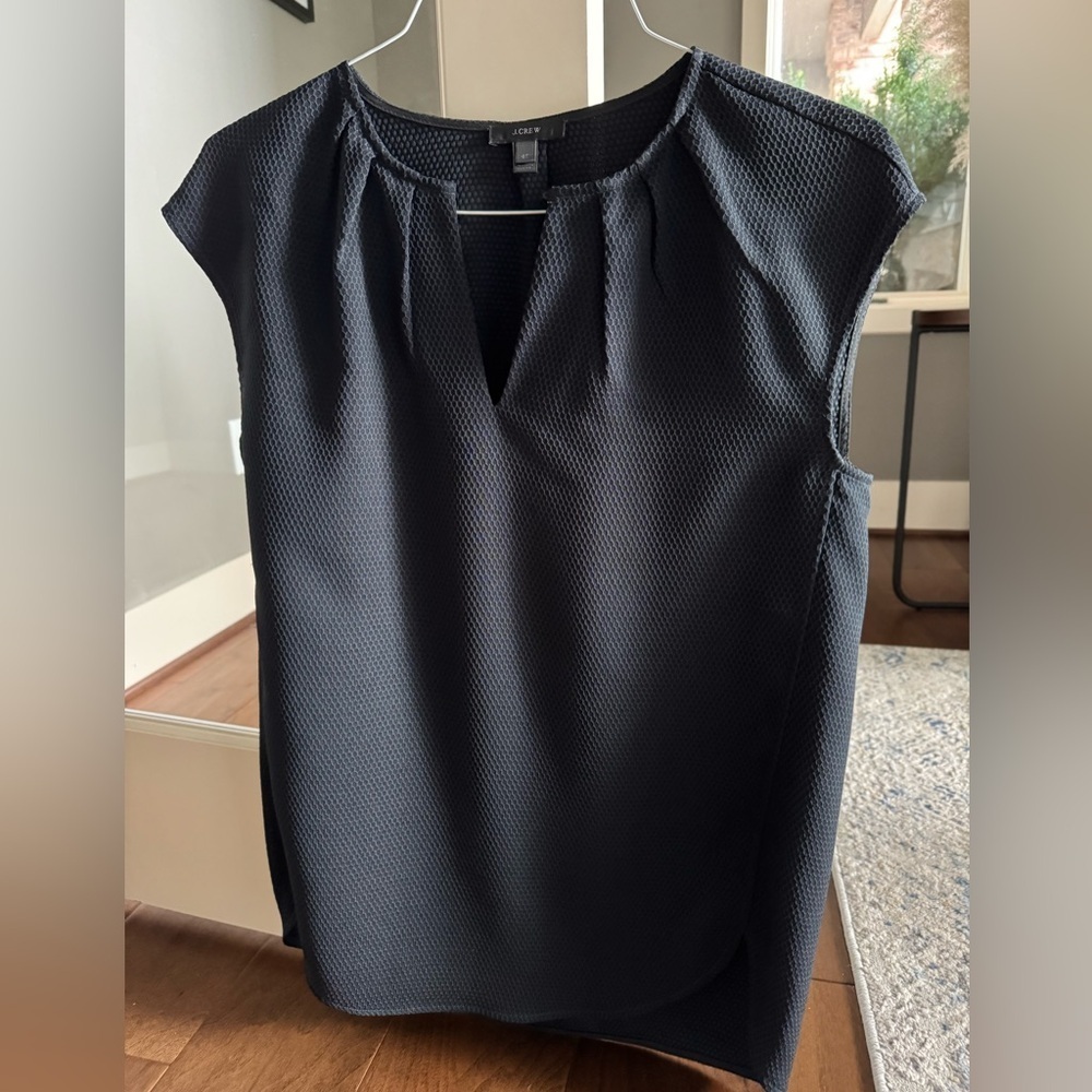 J. Crew Women's Black Honeycomb Cocoon Sleeveless Blouse - Picture 4 of 8